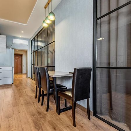 אודסה Sea Symphony Wood Style Apartment מראה חיצוני תמונה
