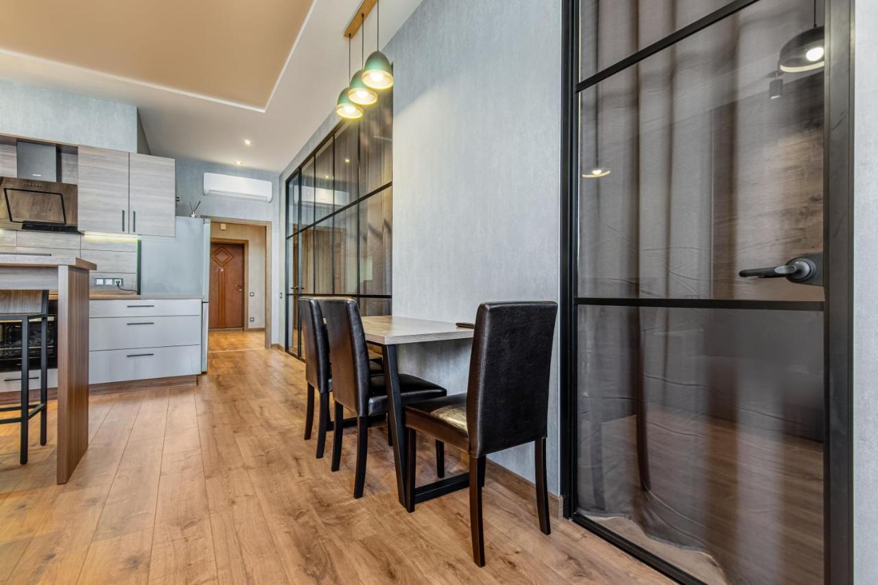 אודסה Sea Symphony Wood Style Apartment מראה חיצוני תמונה
