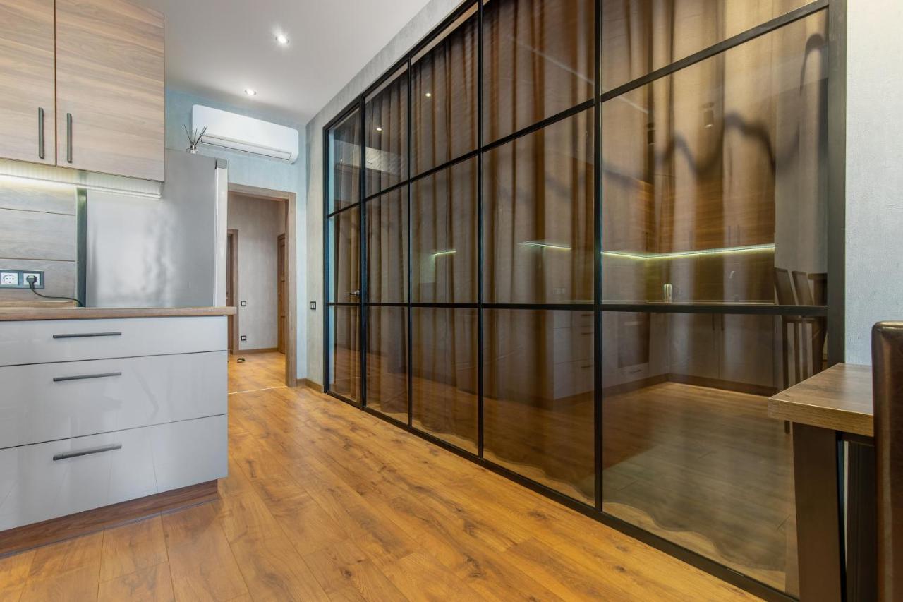 אודסה Sea Symphony Wood Style Apartment מראה חיצוני תמונה