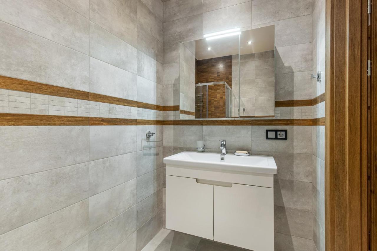 אודסה Sea Symphony Wood Style Apartment מראה חיצוני תמונה